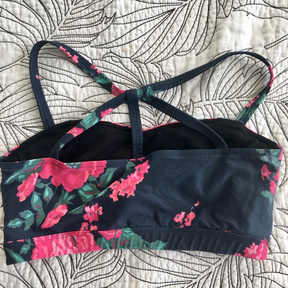 Antigua Bra